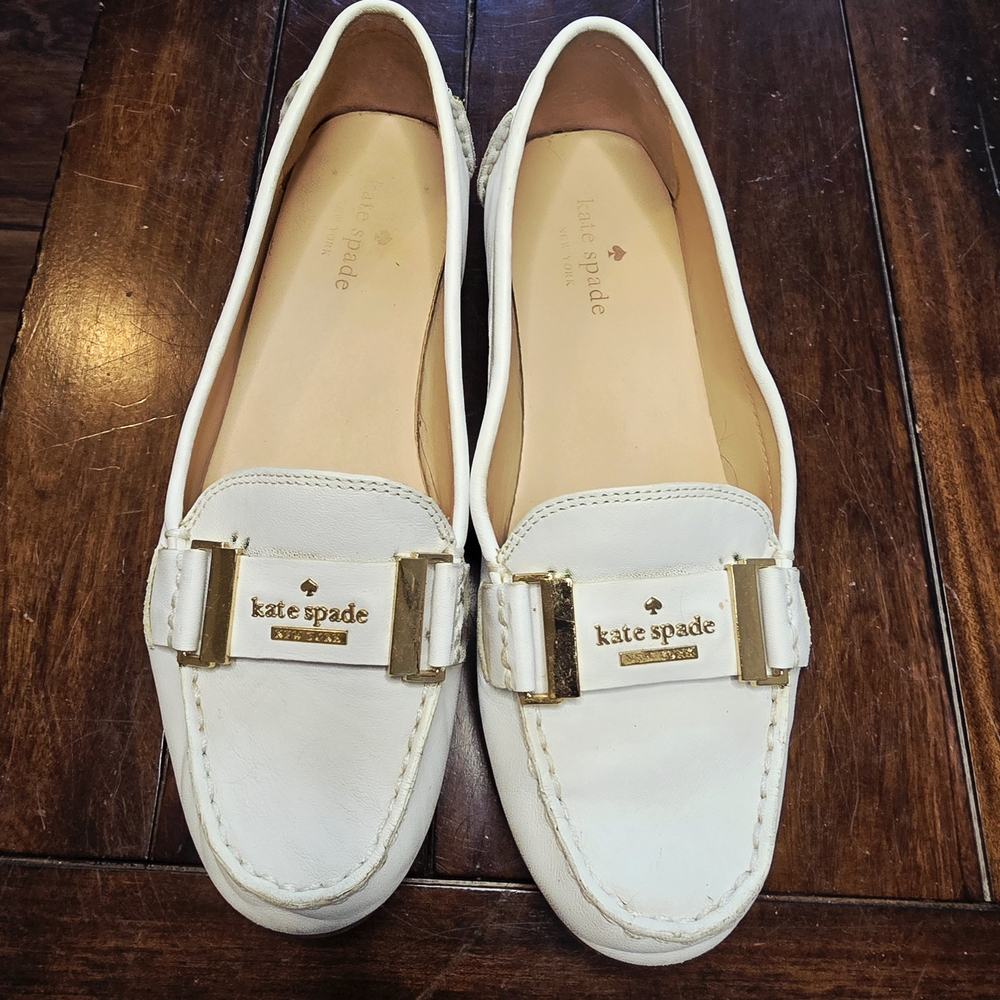 Kate Spade White Leather Flats with Moccasin Stitching